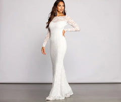 Priscilla Scalloped Lace Boat Neck Mermaid Dress