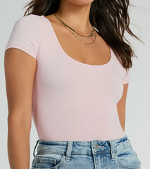 Smooth Silhouette Scoop Neck Short Sleeve Bodysuit
