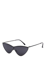 Edgy Cat Eye Sunglasses