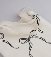 Take A Bow Print Canvas Tote Bag