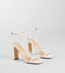 So Elegant Twist Strappy Block Heels