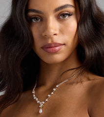 Chic Elegance Rhinestone And Pearl Necklace