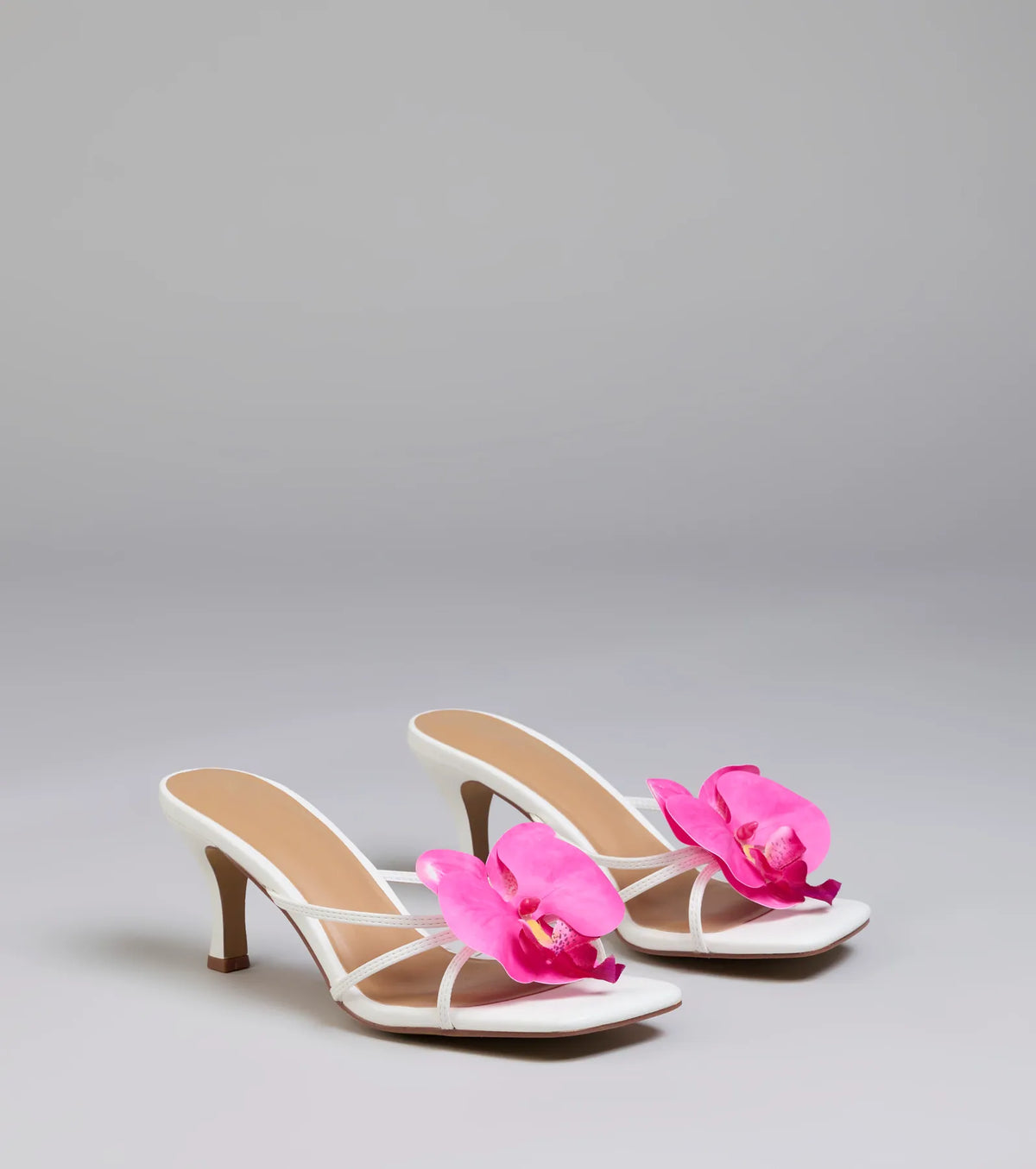 Beauty In The Tropics Flower Strappy Mules